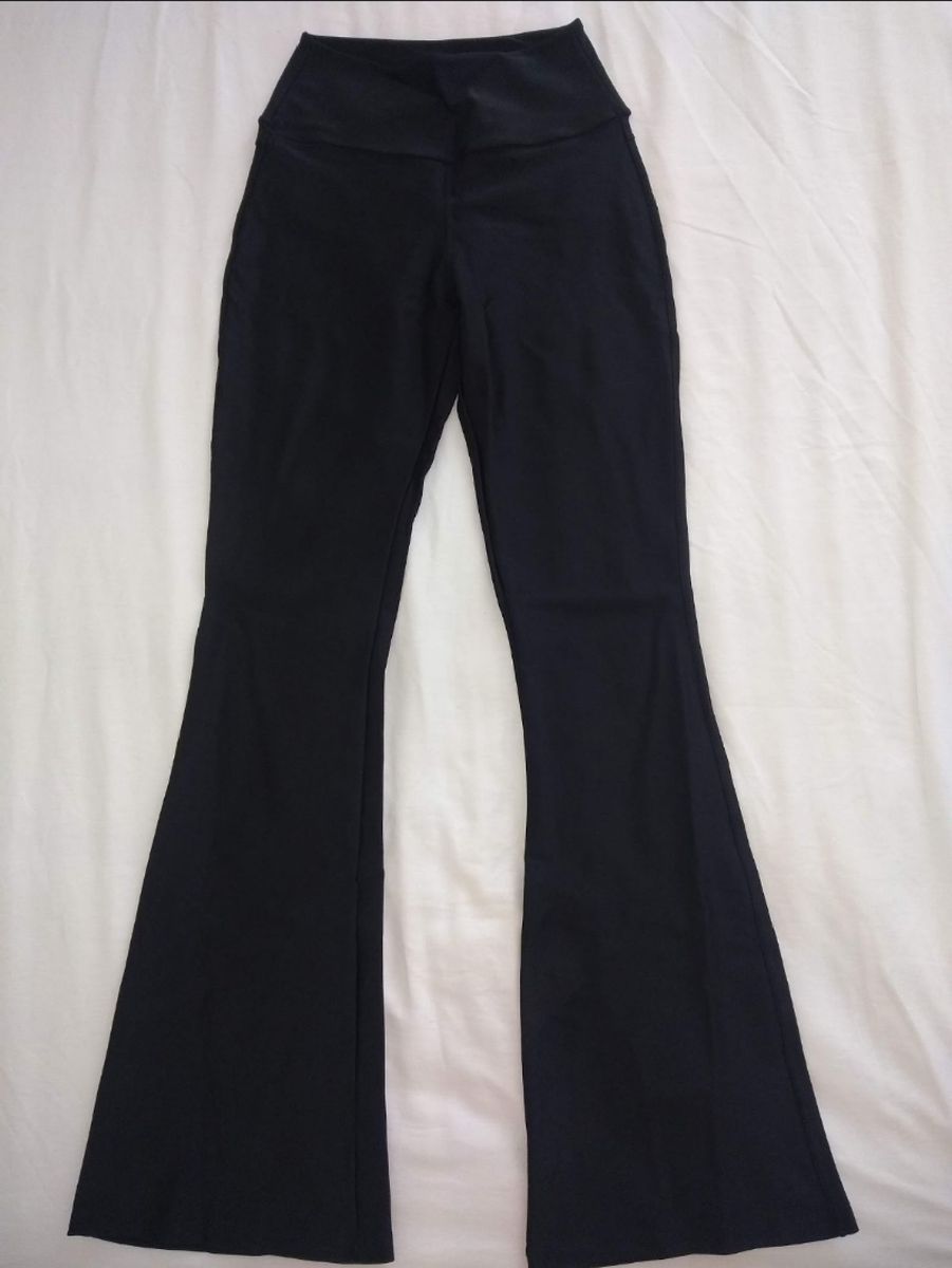 Calça flare tecido sales mole