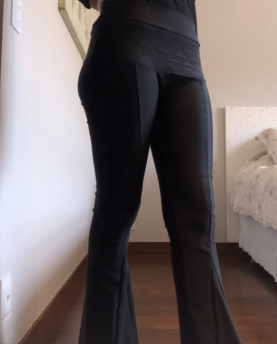 calça nakepe flare