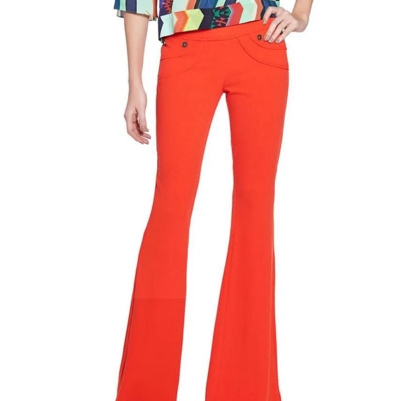 Calça Flare Urban Crepe Botões 42 Tvz Calça Feminina Tvz Nunca Usado  49953531 enjoei