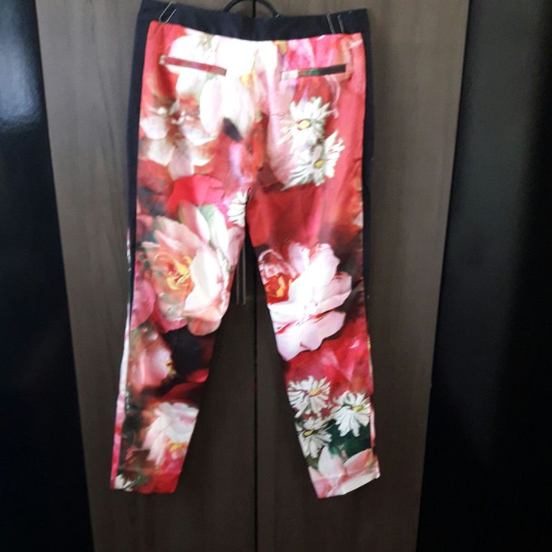 Preços baixos em Calças femininas Ted Baker Floral