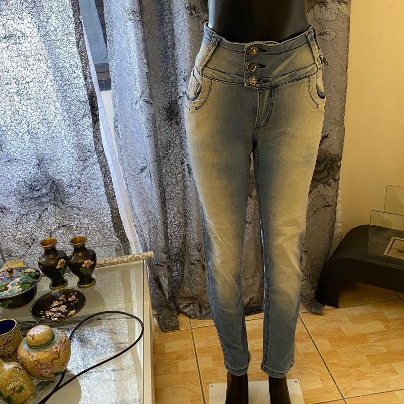 Jeans vicio sale fatal para revender