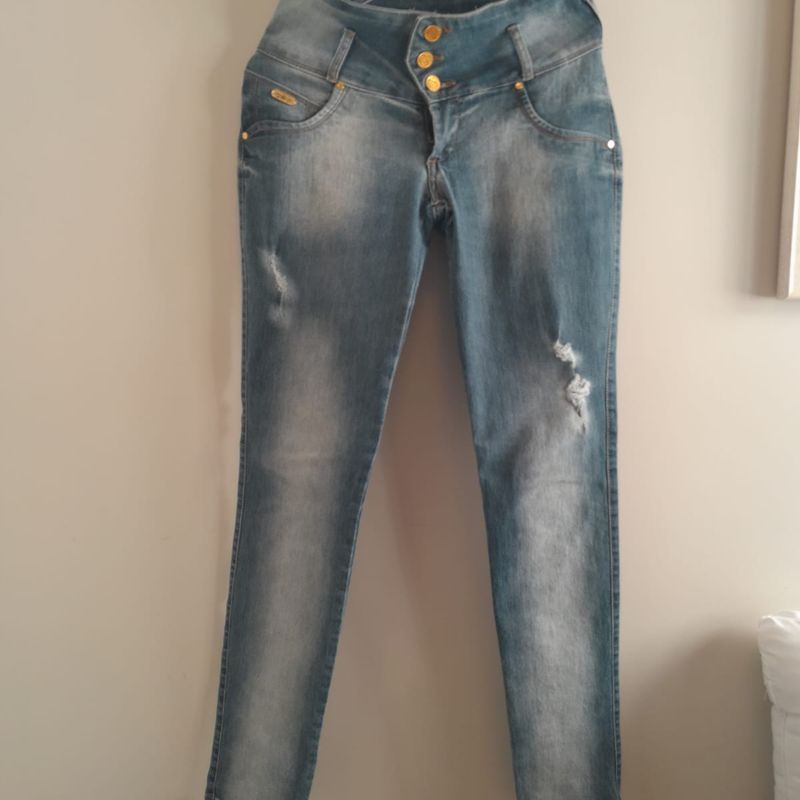 Calça retailer jeans acinturada