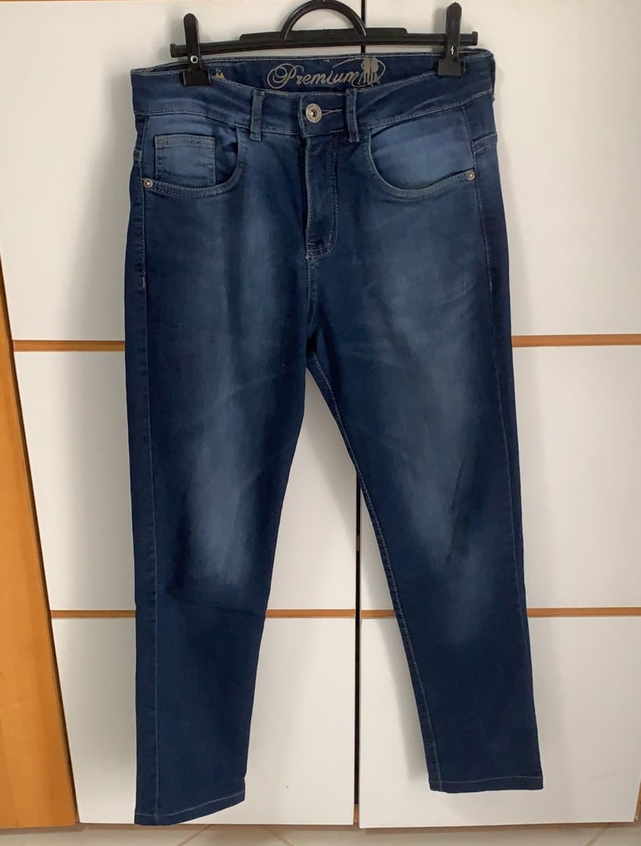 calça jeans azul marinho