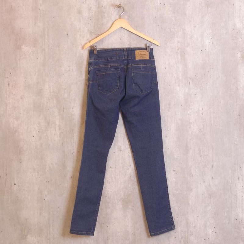 Loja store ferraz jeans