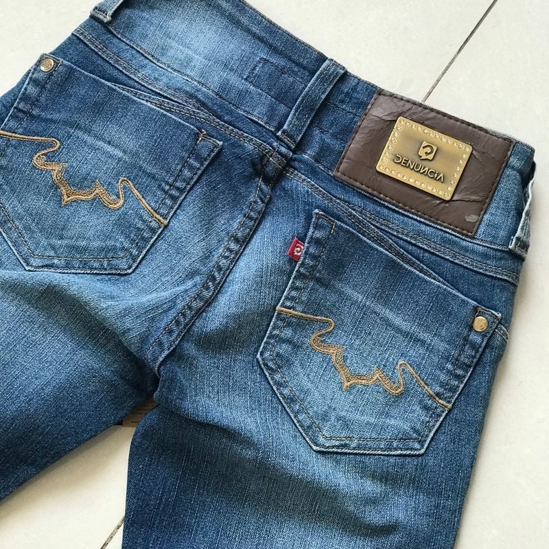 Calça jeans best sale marca denuncia