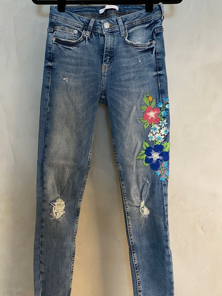 Calça Jeans Bordada Zara - Comprar em Petricor