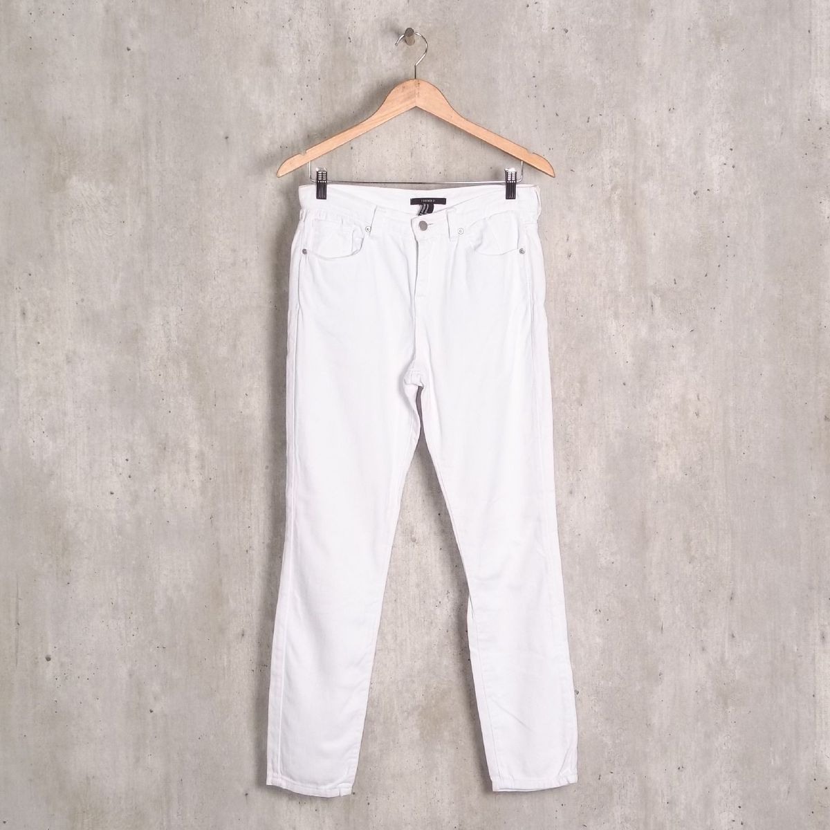 calça jeans branca forever 21 - calças forever21