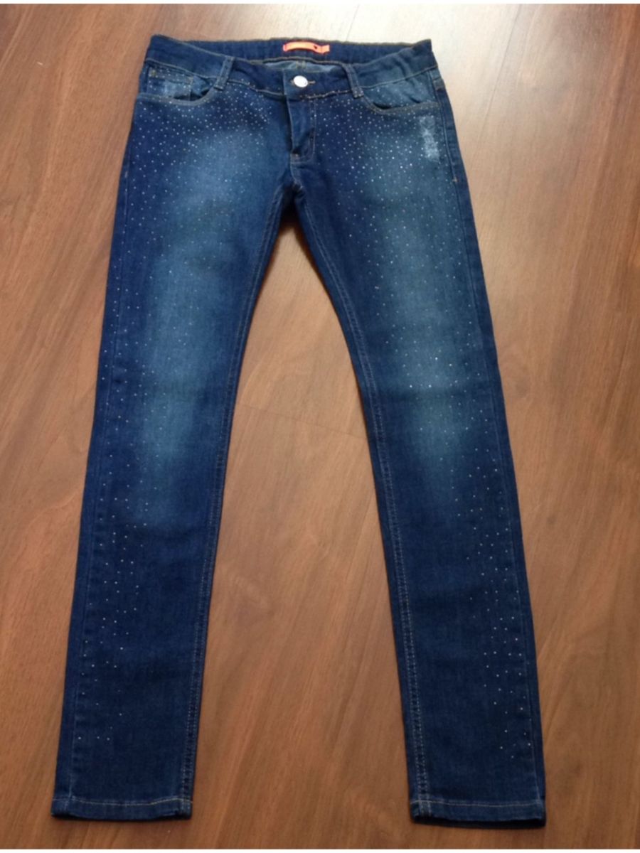 calça jeans brilhosa