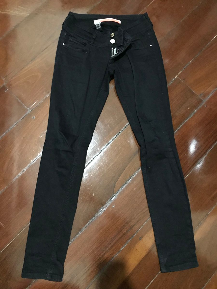 calça jeans preta feminina colcci