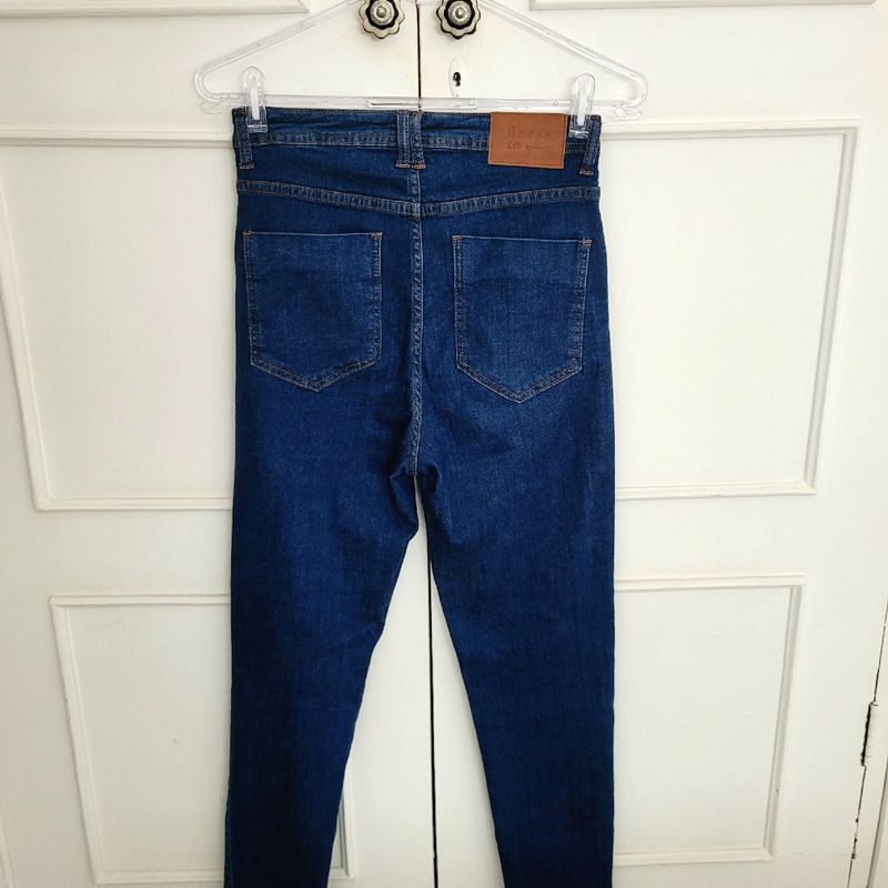 Calça Feminina Jeans Cintura Alta com Botão Vazado - Compre Agora Online