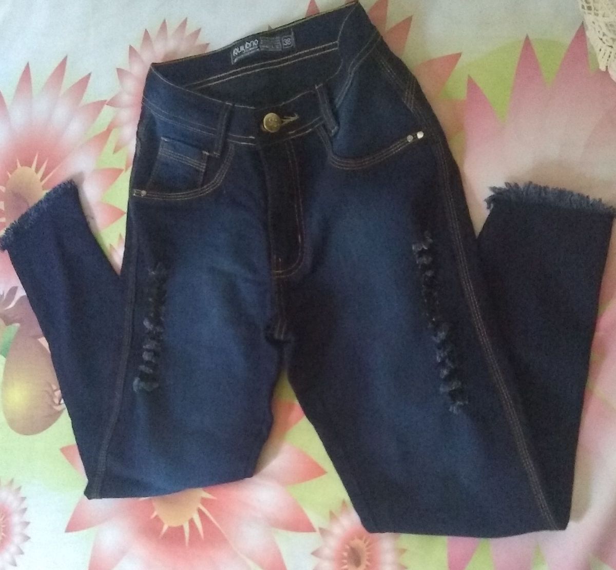 calça jeans coladinha