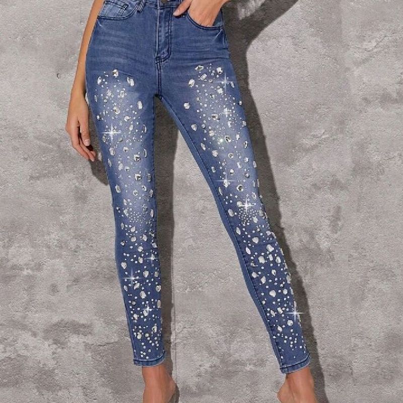 Calça jeans feminina com 2024 pedrarias