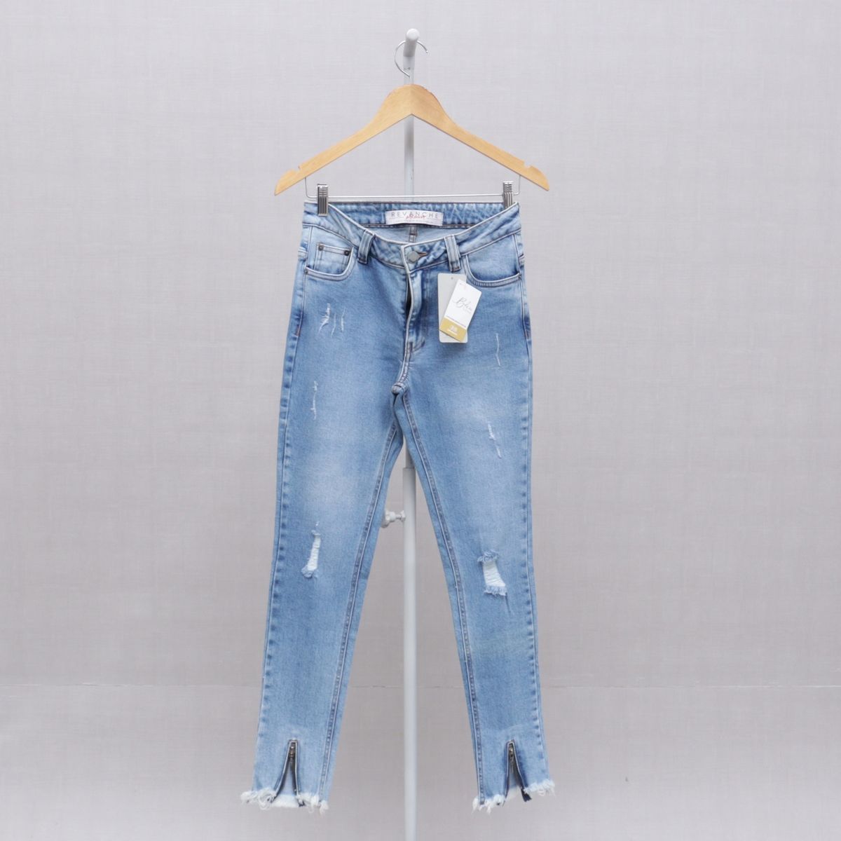Calça jeans com zíper na perna 56576 - Calça jeans com zíper na perna 56576  - RHERO
