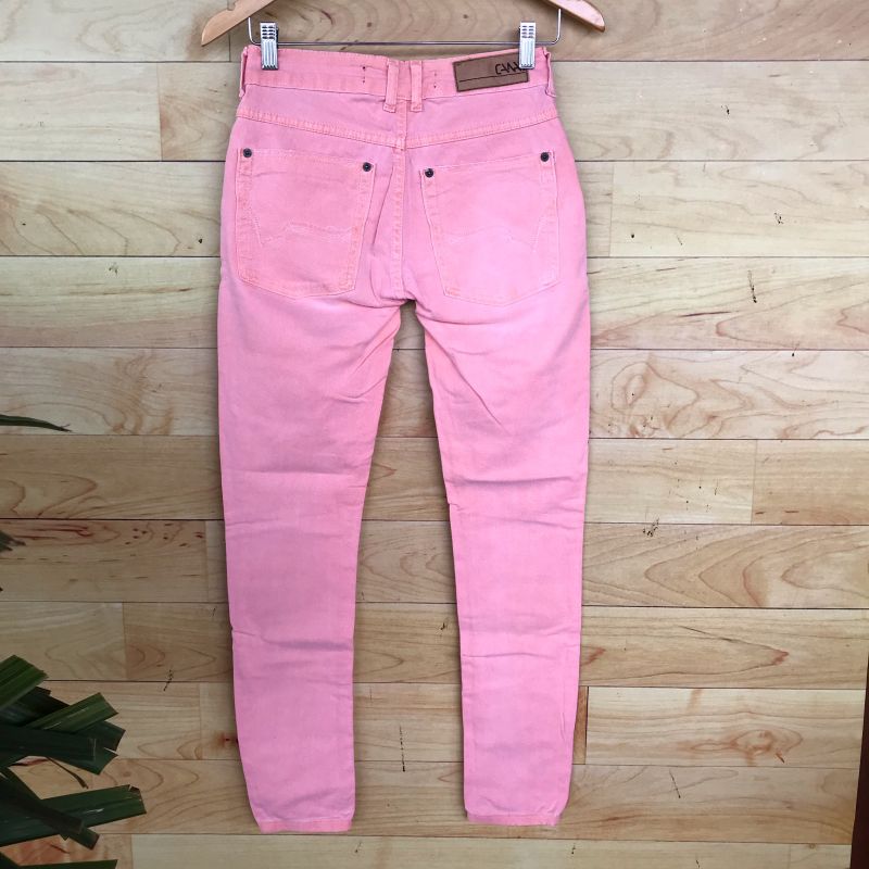 Calça jeans hot sale salmão