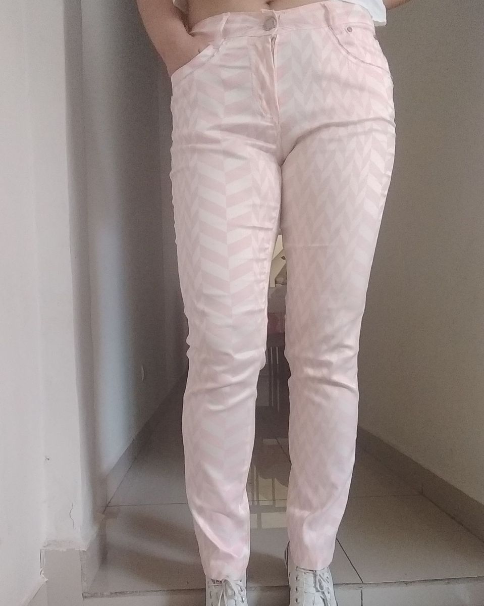 calça jeans estampada feminina