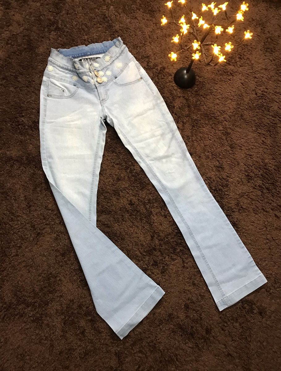 calça jeans estilosa feminina