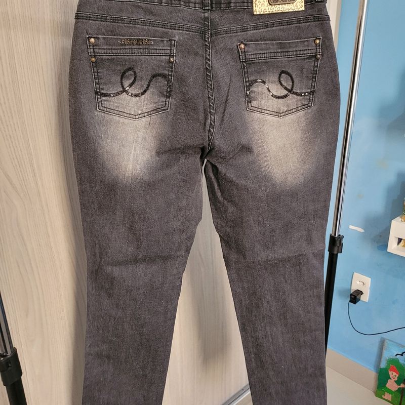 Calça Jeans Feminina Cintura Alta Denin Preto Reta com Lycra Marca 767 Tam  44 Calça Feminina 767 Usado 71935748 enjoei