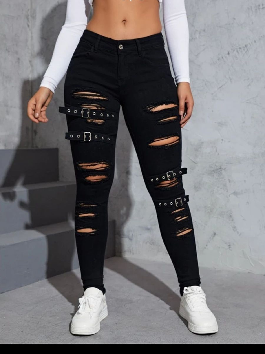 Comprar calça jeans preta hot sale feminina