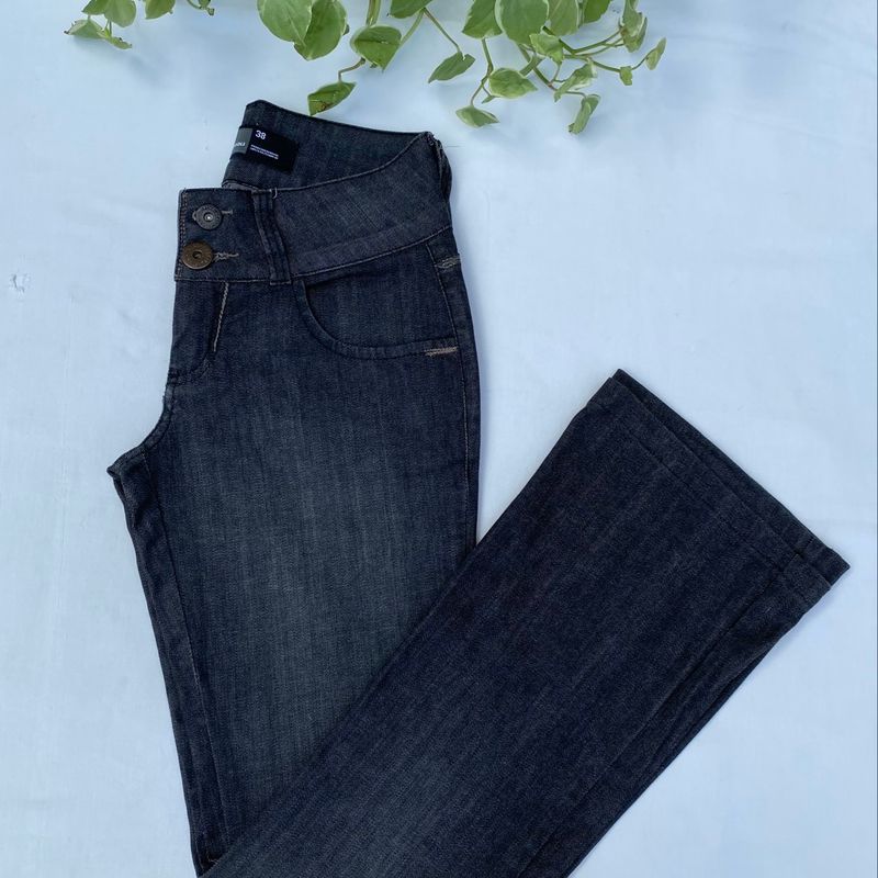 Calça Jeans Preta Feminina, Tam 38,40,42,44,46,48,50,52 com Detalhe Cinta  Nas Pernas | Calça Feminina Marvyluxo Nunca Usado 87196045 | enjoei