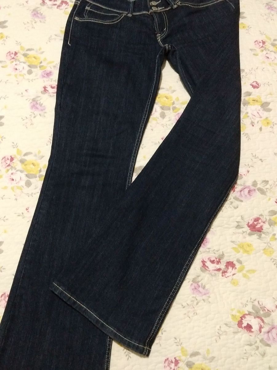 calça cintura alta levis