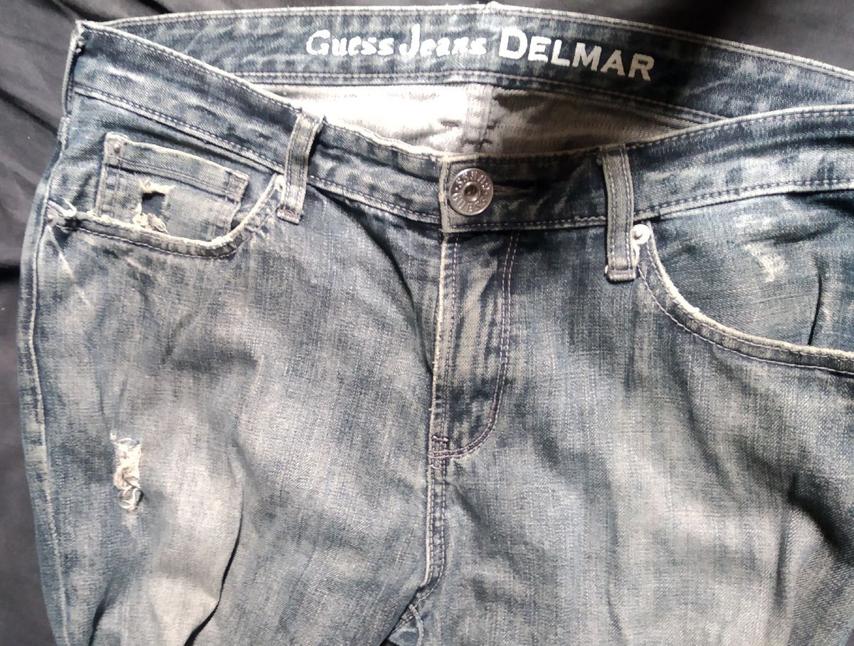 calça jeans guess