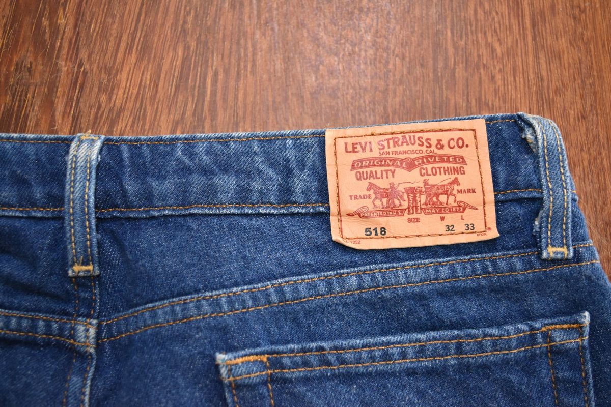 calça levis strauss