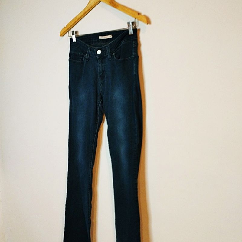 Levis 815 online