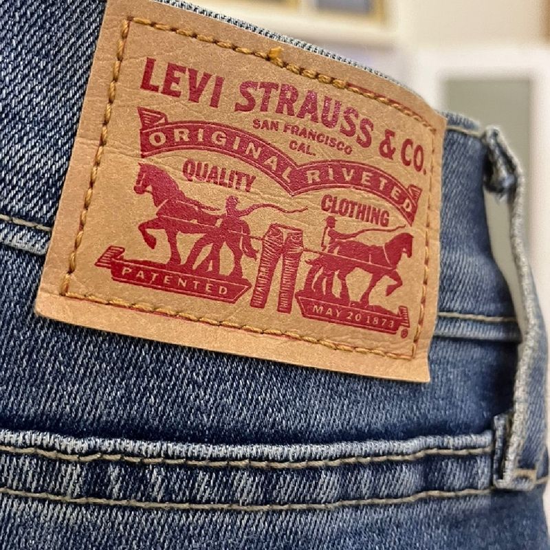 Cal a Jeans Levis 524 Cal a Feminina Levis Usado 80306617 enjoei