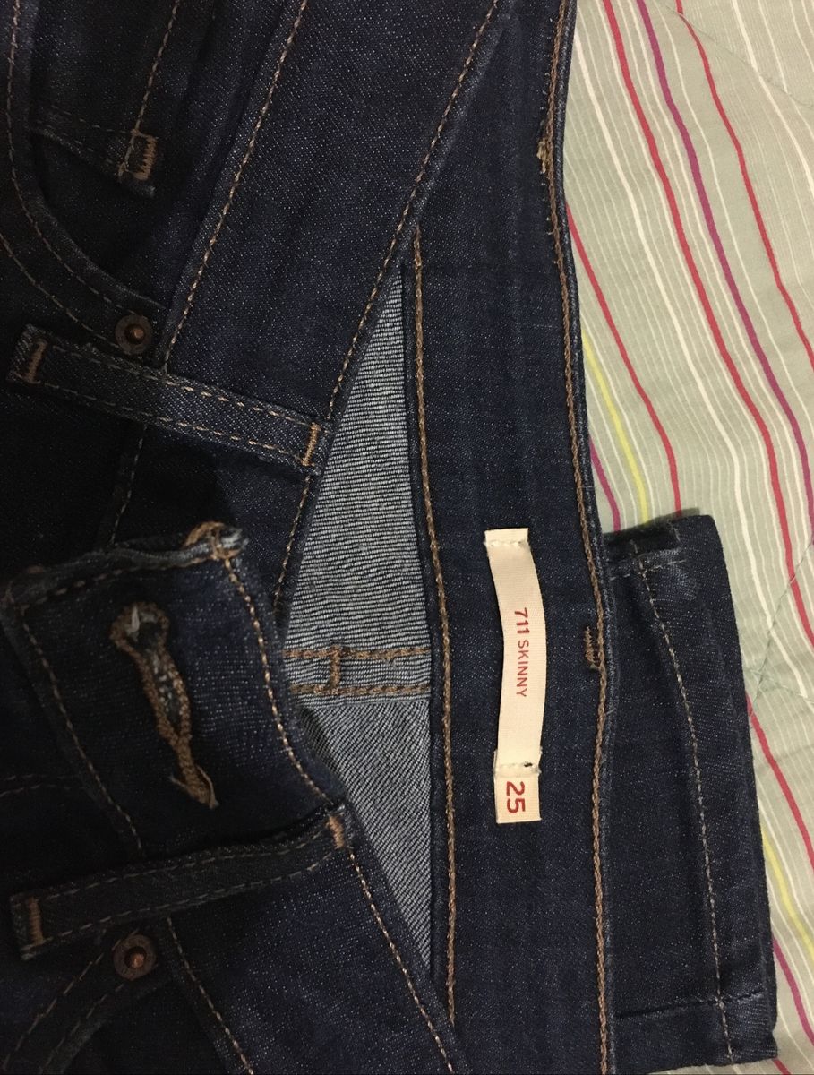 calça levis 711 feminina