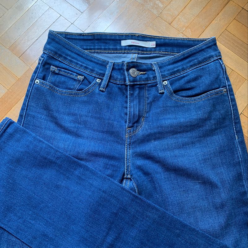 Urupês - Super SALE de calças jeans feminina da LEVI'S. 20% de