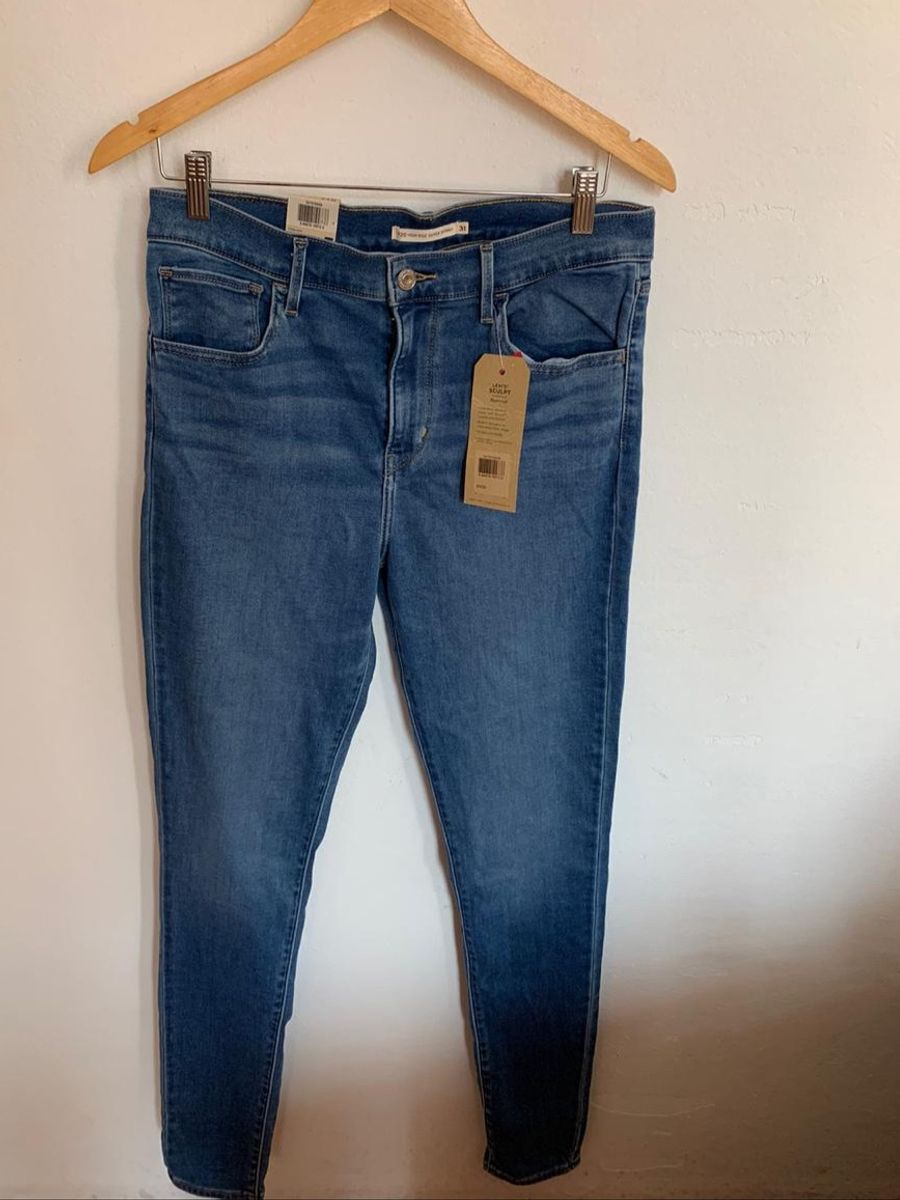 calça levis com elastano