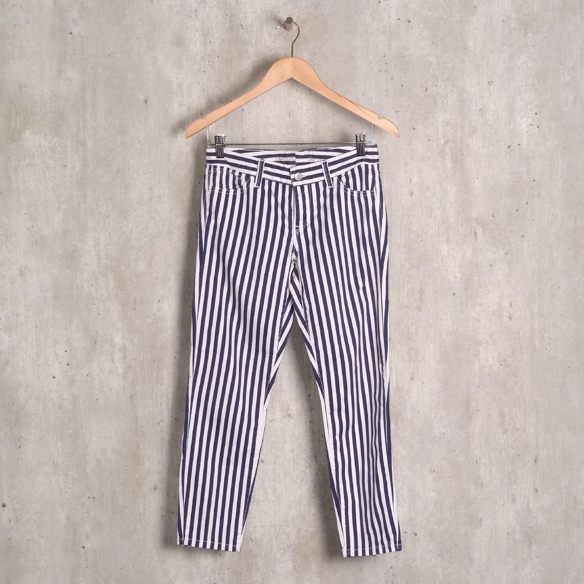calça listrada jeans