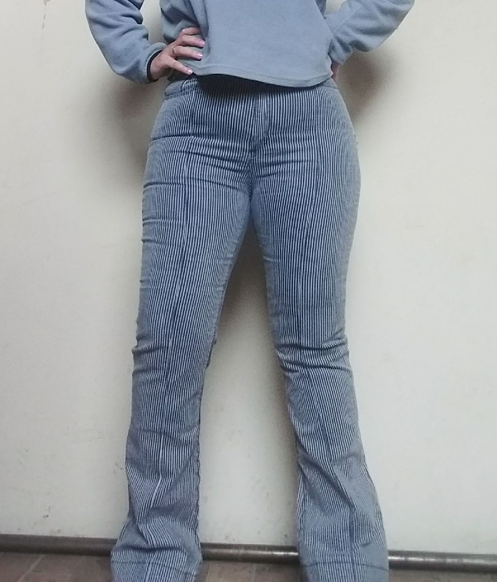 calça jeans listrada feminina