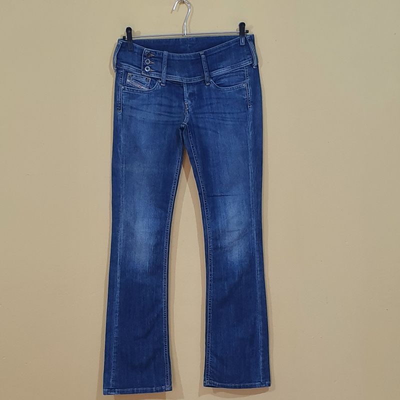 Calça Jeans Marca Diesel Modelo Cherock Regular Slim Bootcut