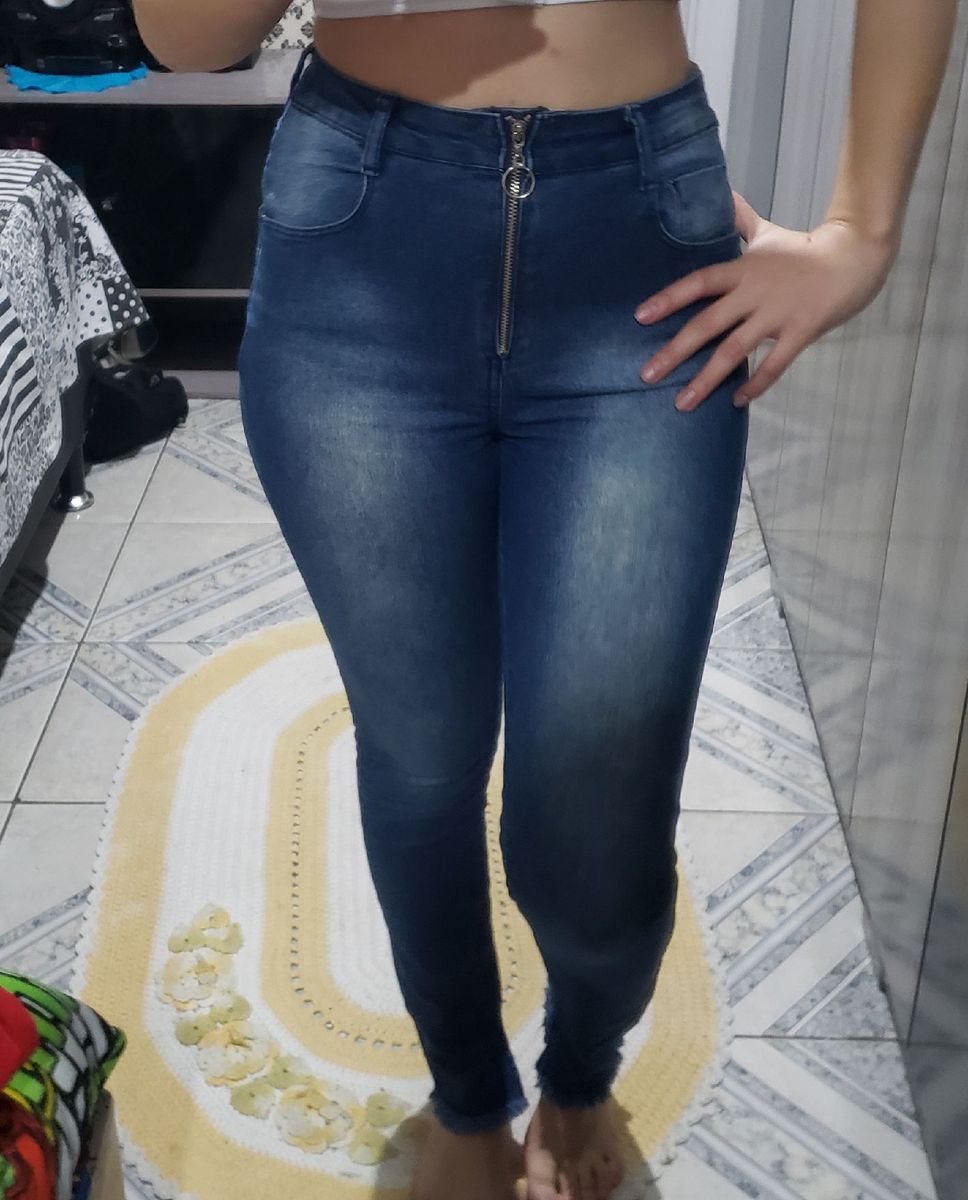 calça jeans na marisa