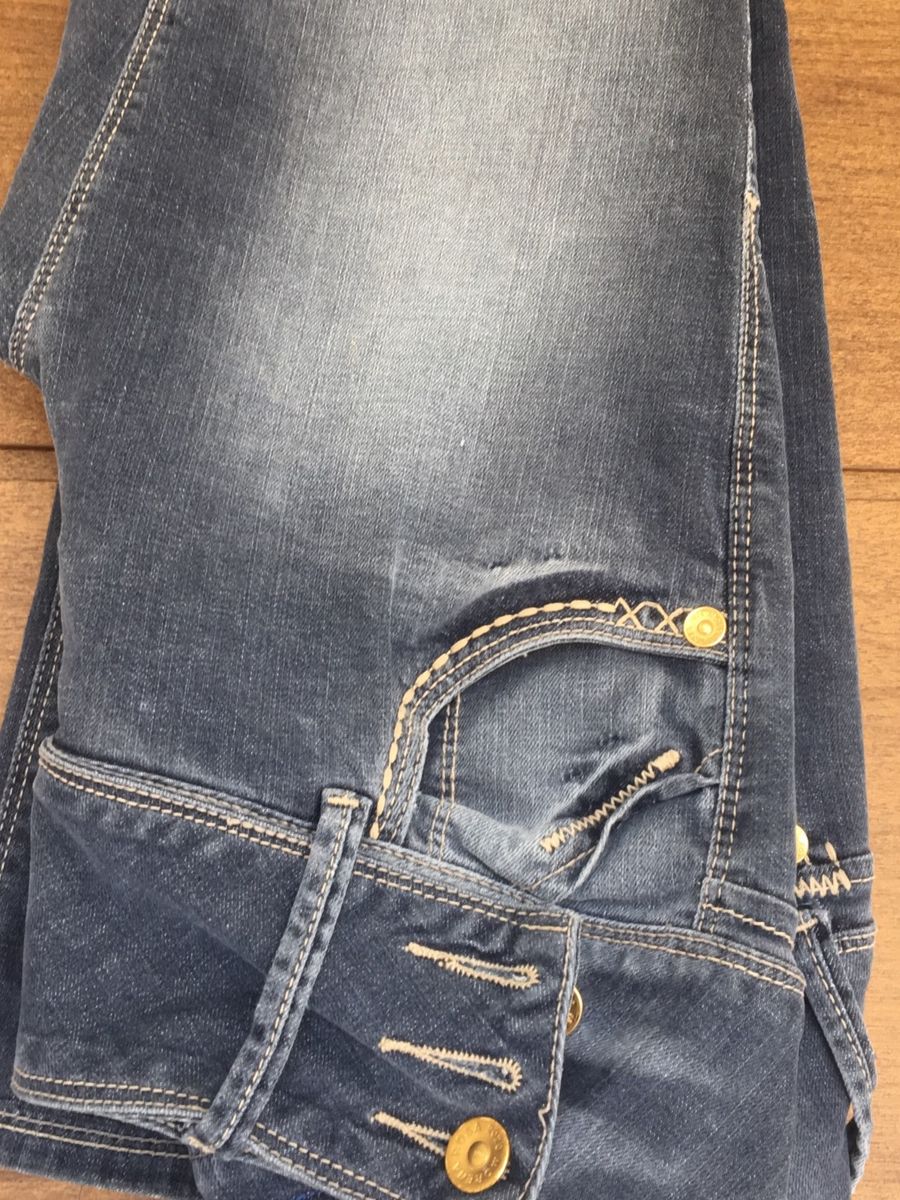 morena rosa calça jeans