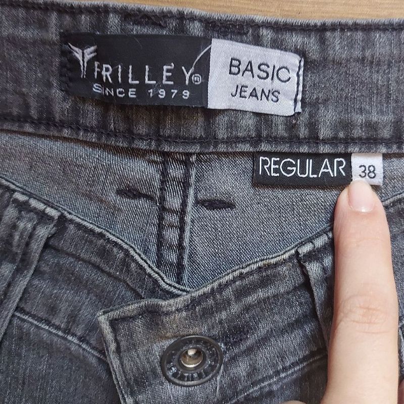 Calça deals frilley regular