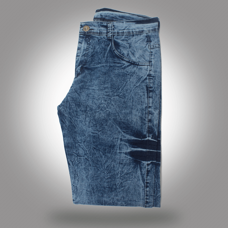 Calça Jeans Masculino Tradicional Azul Clara e Fechamento com Zíper e Botão  - Riscas em Azul Escuro, Calça Masculina Nunca Usado 87019317