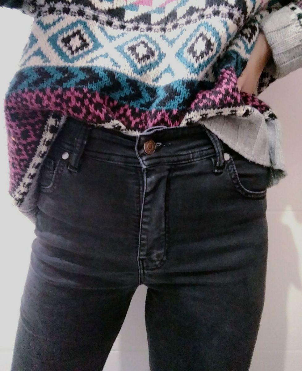 calça preta cintura super alta