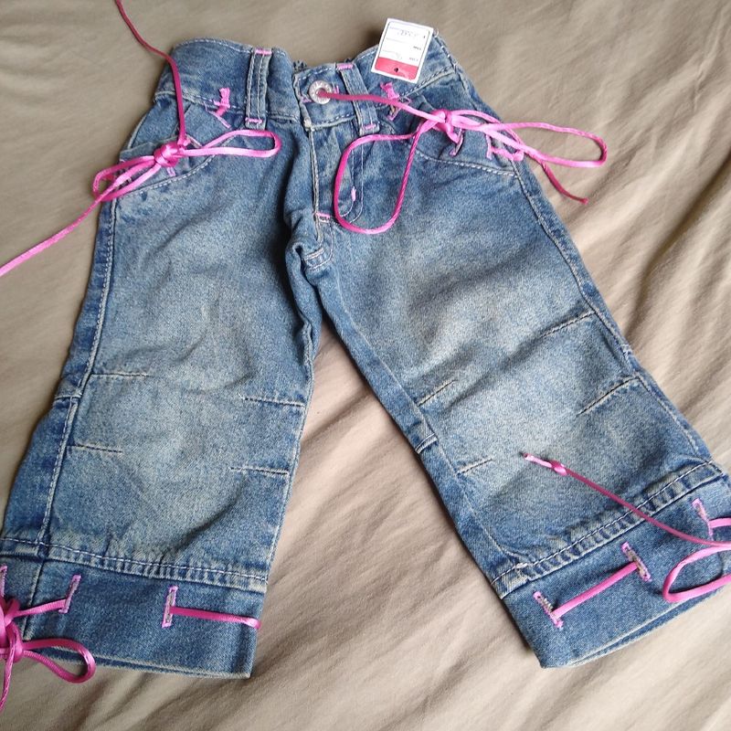 Bee jeans sale roupas