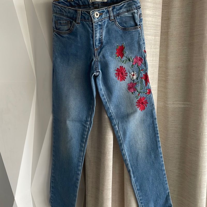 Calça jeans sale bordada zara