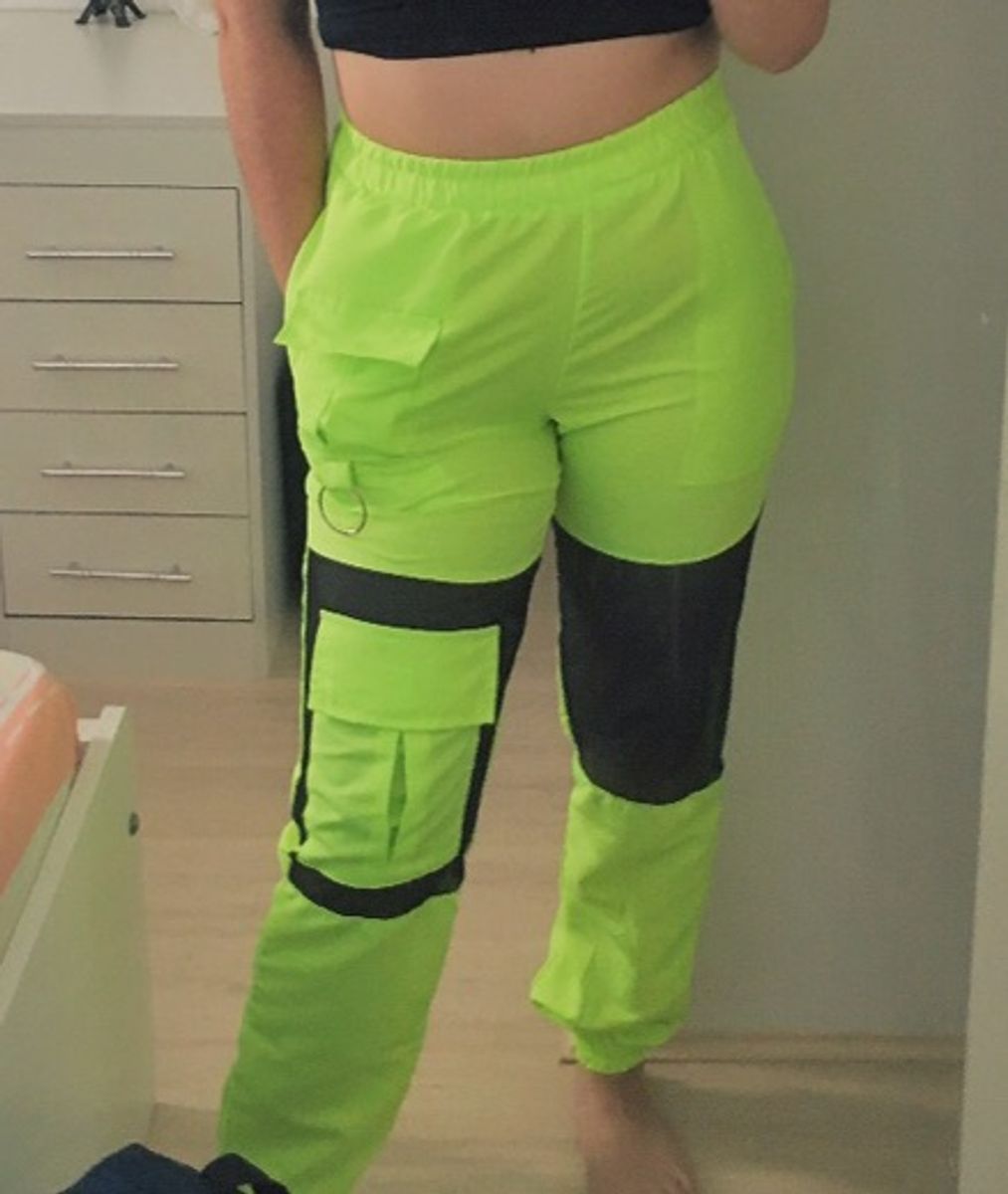 calça jogger feminina neon