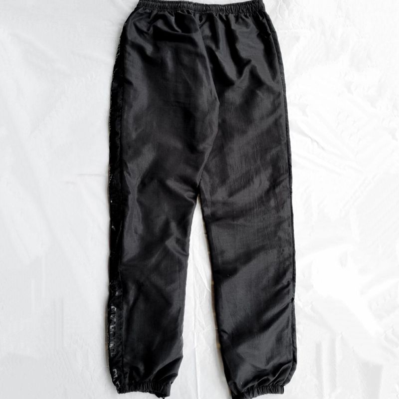 Calça Jogger Overcome Logo Preta - Preto