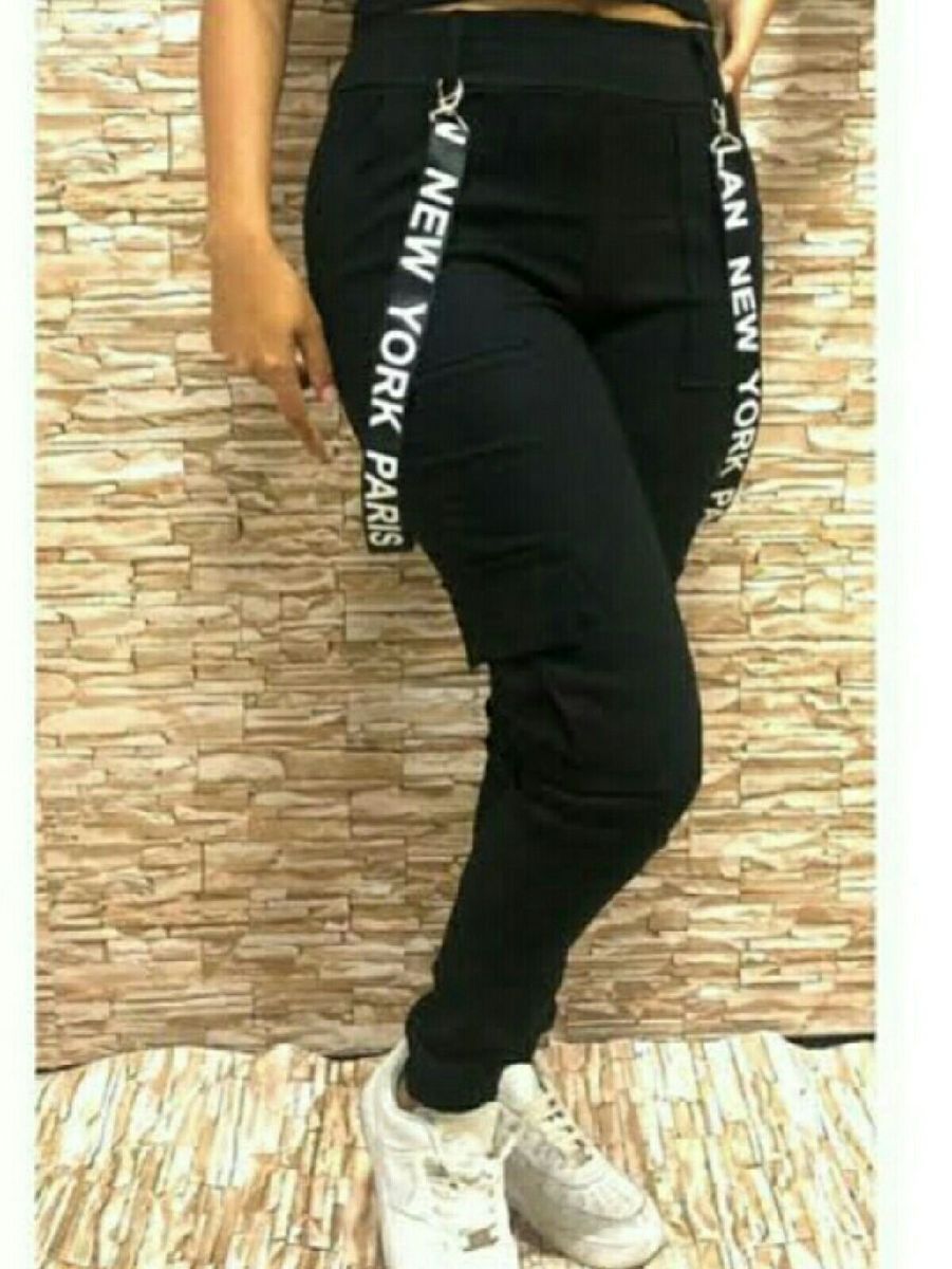 Calça jogger hot sale com suspensorio