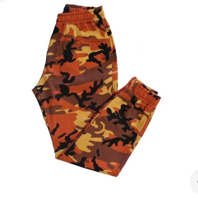 Calça deals laranja camuflada