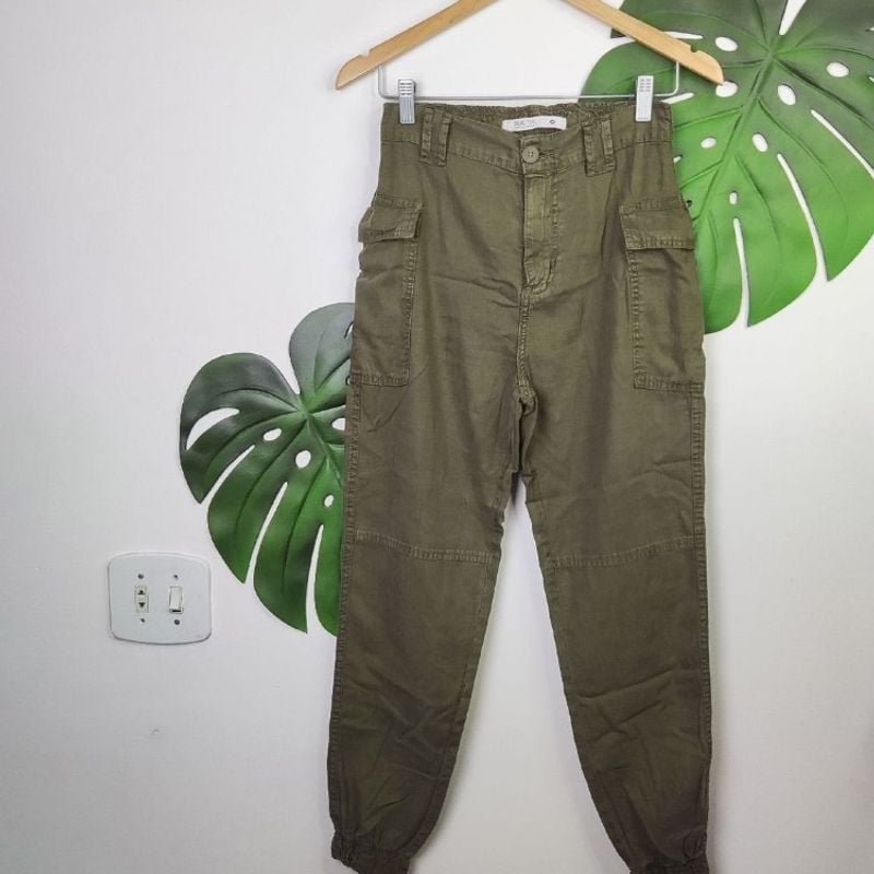 Calça Jogger Verde Militar com Bolsos Calça Feminina Renner Blue Steel  Usado 89989946 enjoei