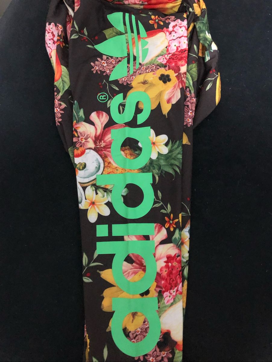 legging adidas estampada