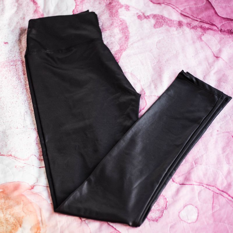 Calça best sale legging brilhosa