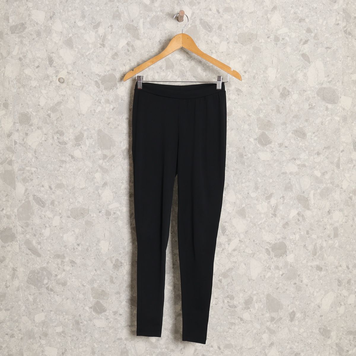 Calça Legging Preta Daniela Tombini | Calça Feminina Daniela Tombini ...
