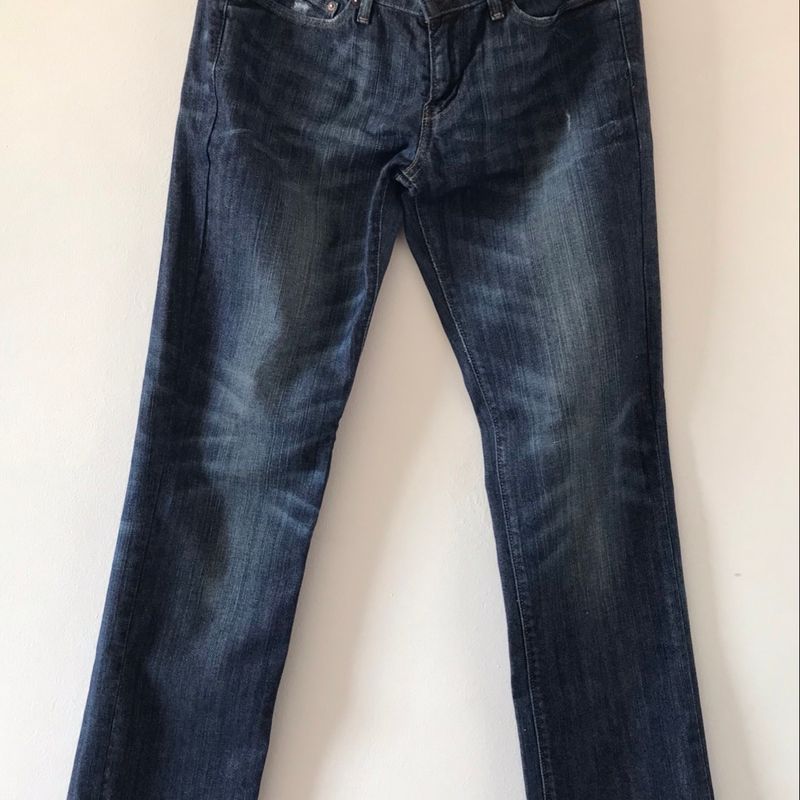 Levis slight clearance curve straight leg